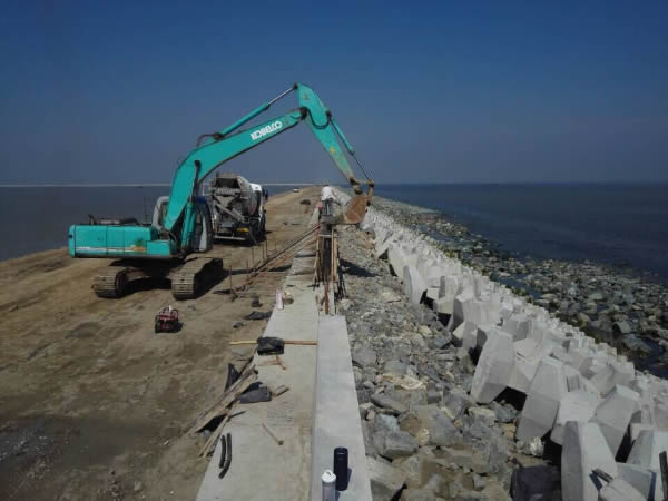 真抓实干，乘势而上